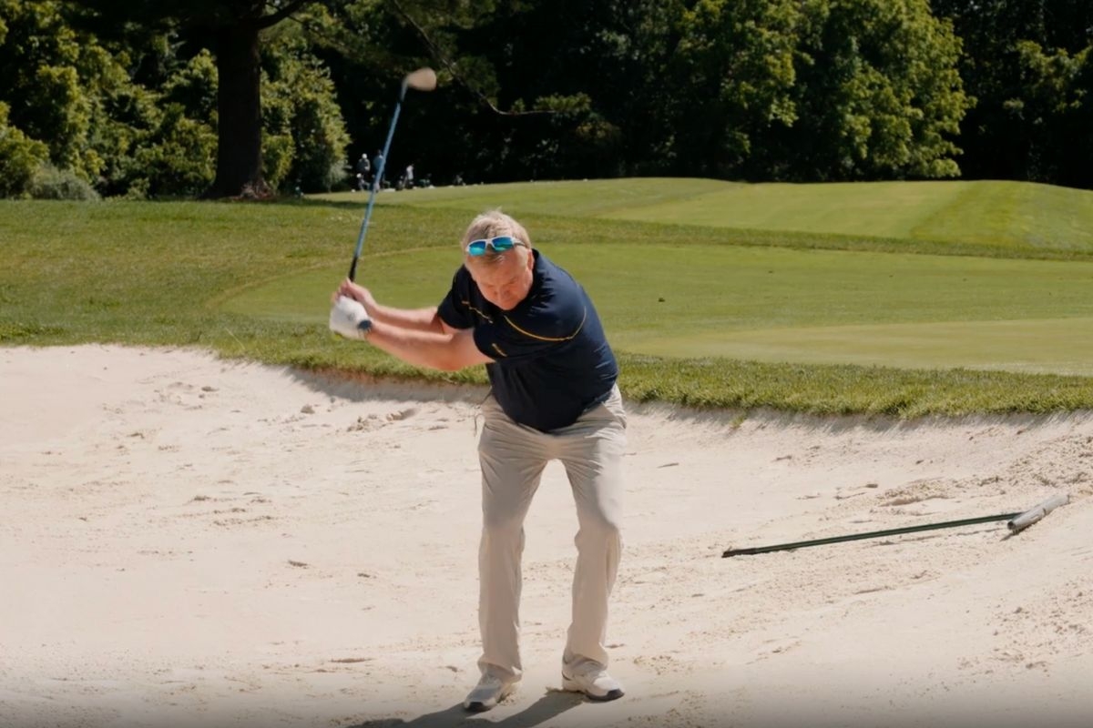 Golf Bunker Shot Fundamentals: A Detailed Guide